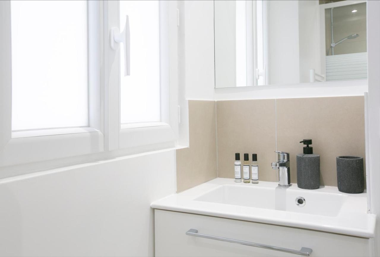 Charming 1 Bedroom Marais Hideaway - Fb17A Paris Bagian luar foto